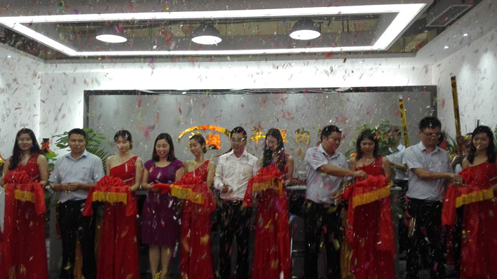 ��ֱ���ղ������A��(qi��ng)�մɵ�ꑿ������Է¹Ŵuȫ�³���