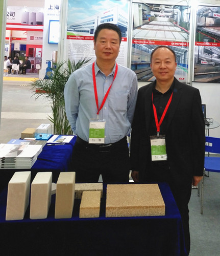 ����̩�y��ĭ�մɺ�͸ˮ�u���g(sh��)����������(gu��)�H��(hu��)չ