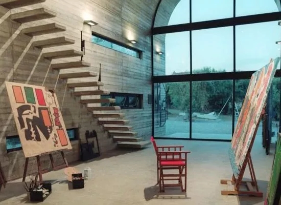 ˇ�g��������Ʒ����Ȼ�����ճ������У����ˇ�gֻ��һ���ҵľ��x��